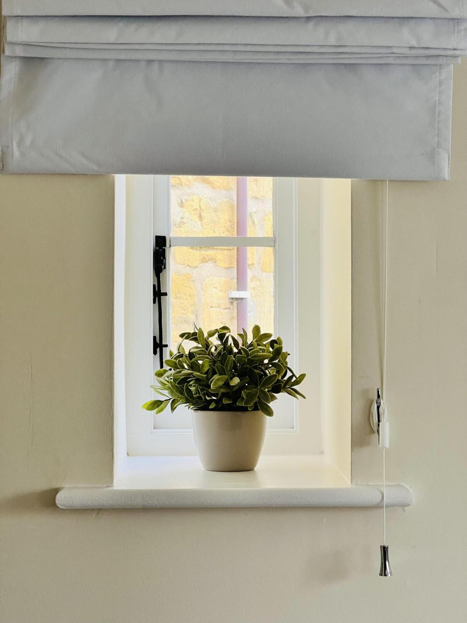 Immaculate 1-Bed Cottage In Moreton In Marsh Exteriör bild